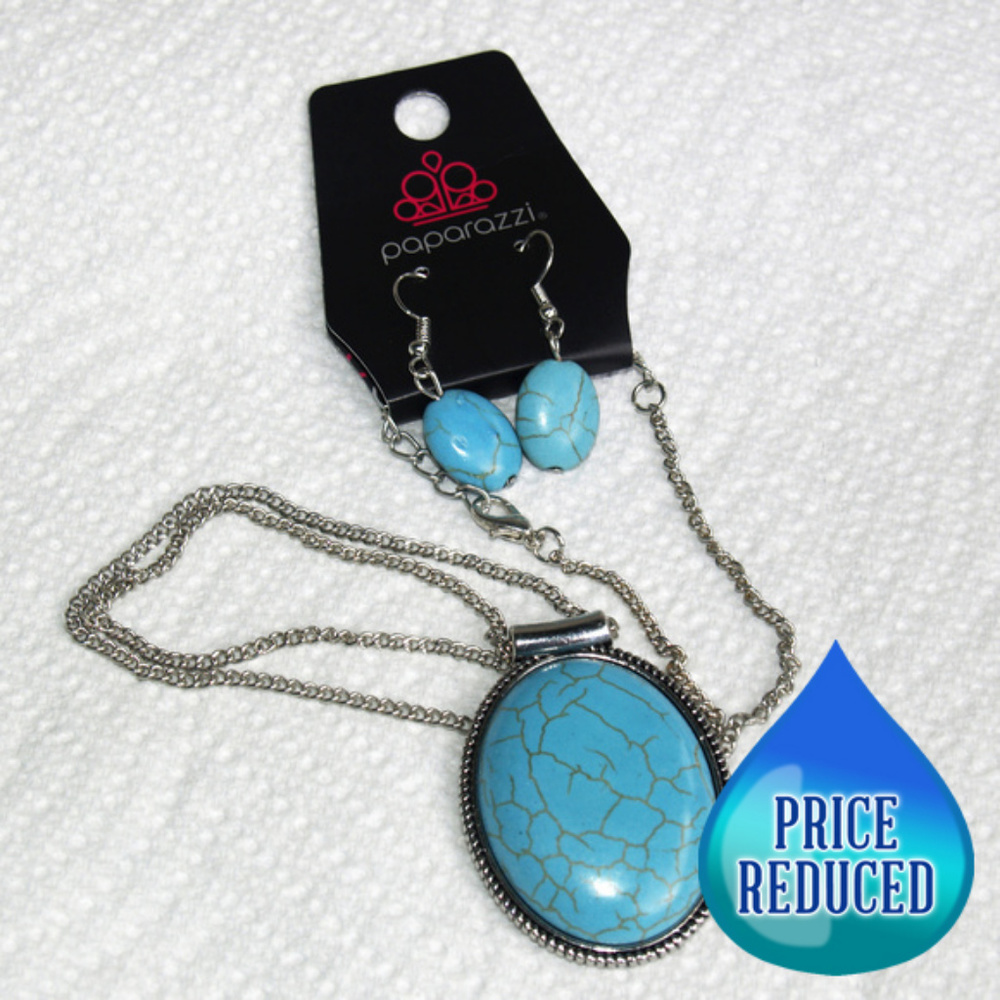Paparazzi Turquoise Necklace & Earrings Set NEW